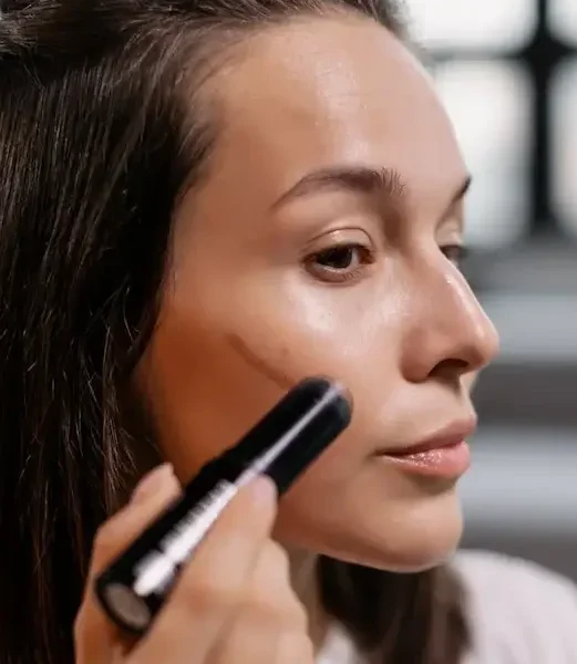 Claire Martin, experte en maquillage et formation
